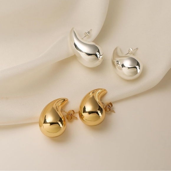 Unbranded Jewelry - 2 Brand New Pairs of Chunky Drop Earrings in Gold and  Silver